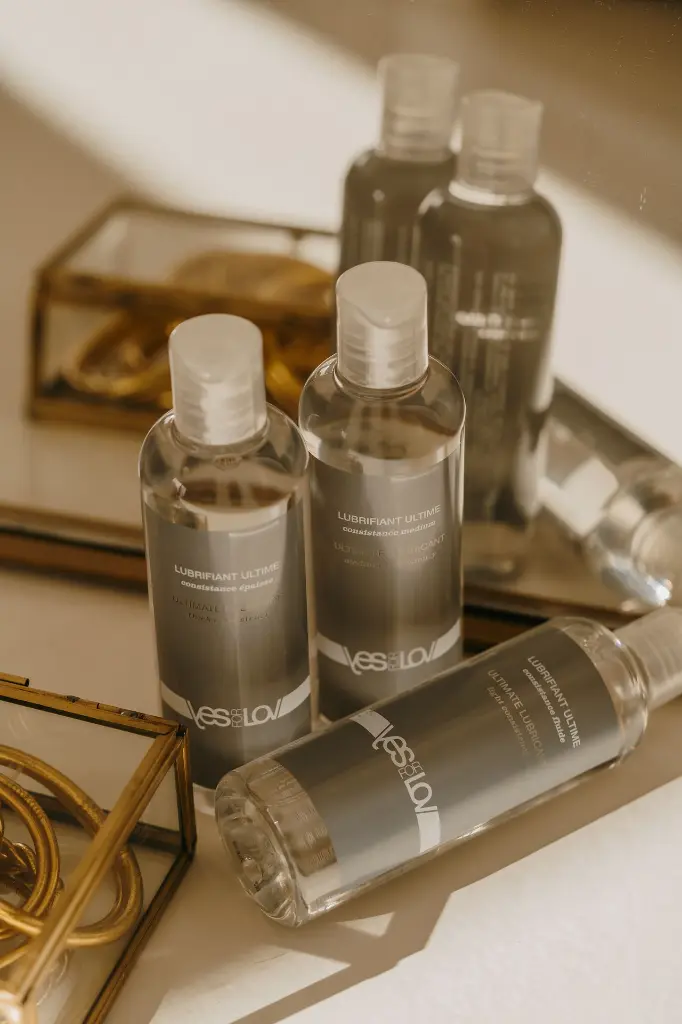 Moodpictures_photos_ambiance_ligne_lubrifiant_ultime_silicone_lubricant_line(3)_yesforlov_Srvb (1).webp