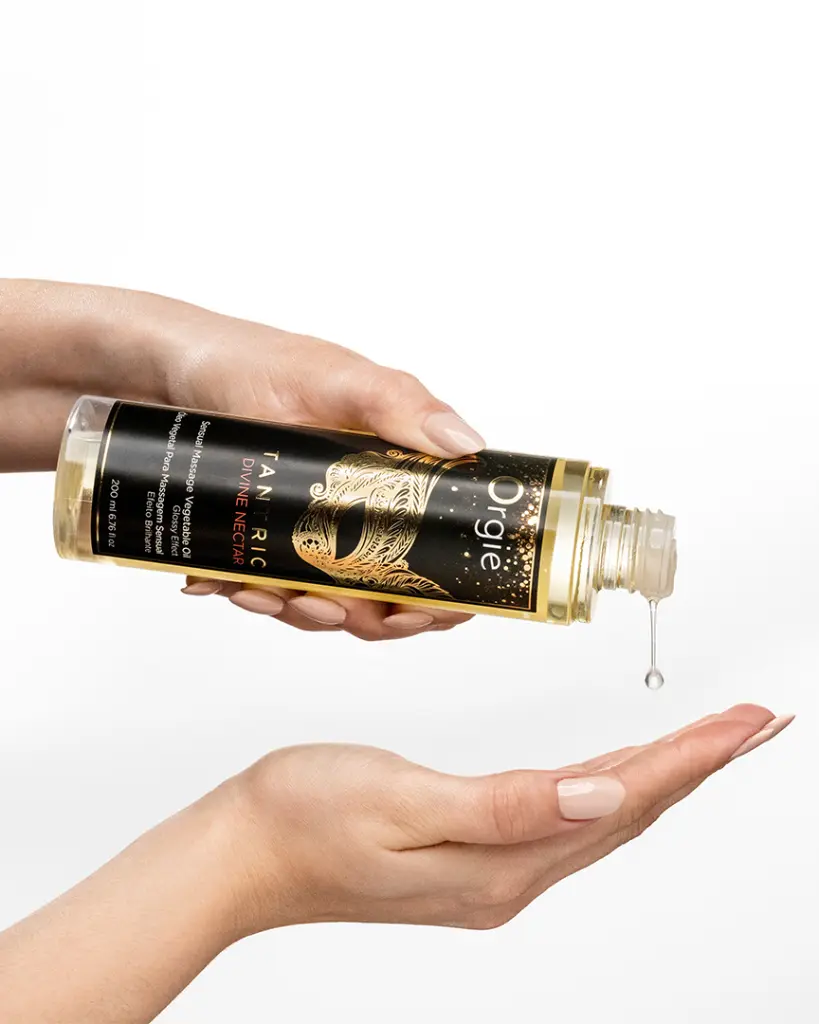 Tantric Divine Nectar_HandShot.webp
