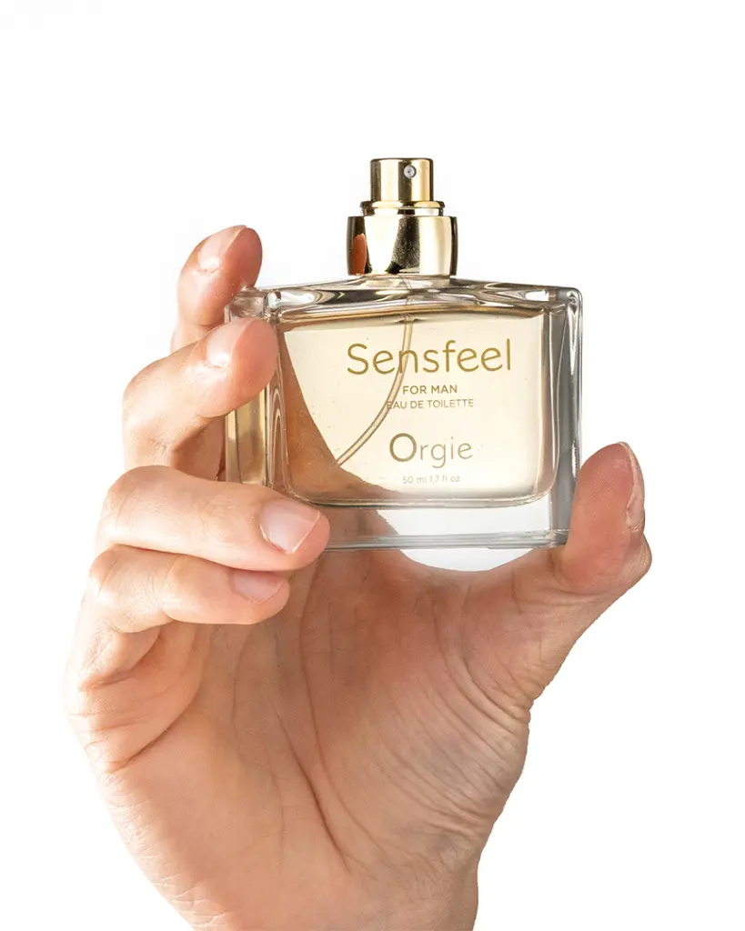Sensfeel for Man 50ml_HandShot.webp